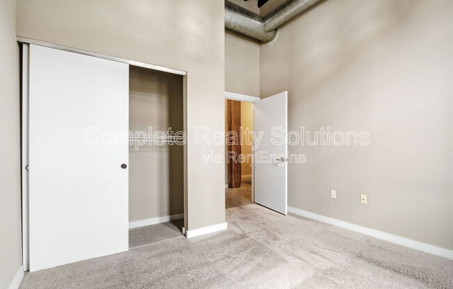 1 bed, 1 bath, 735 sqft, $1,050, Unit 202