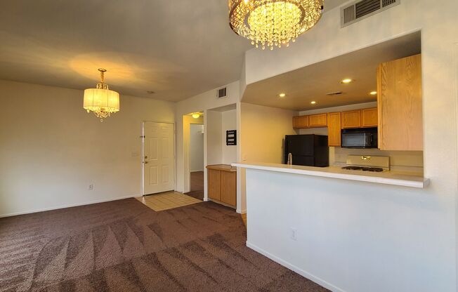 2 beds, 2 baths, $1,300, Unit # 280