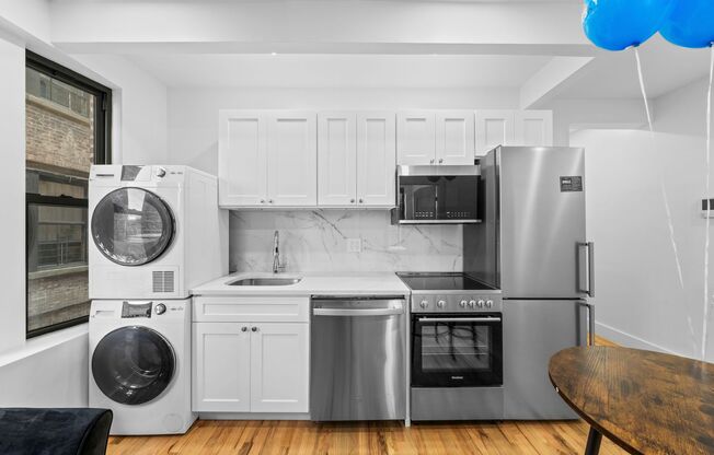 2 beds, 1 bath, 450 sqft, $3,238, Unit 9