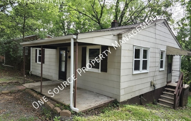 1609 HARRISON AVE