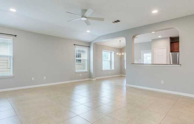 141 LINDEN LN