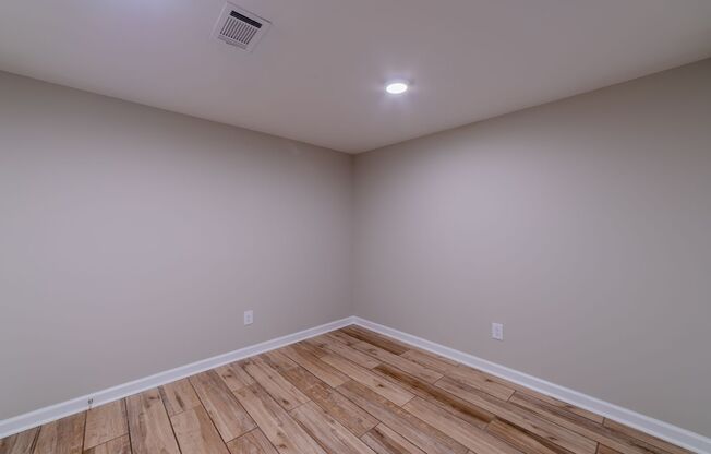 4 beds, 2 baths, 1,500 sqft, $1,995, Unit 712HCO