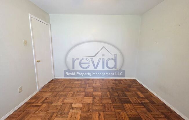 2 beds, 1 bath, $750, Unit 1280 #11