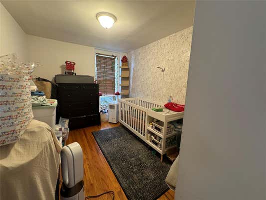 255 2 NORTHERN BLVD