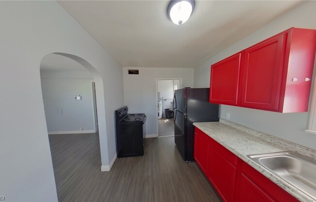 329 N 8 ST