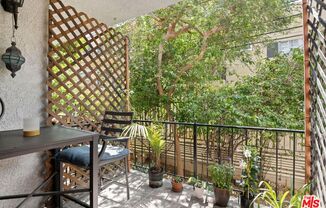 1375 Kelton Ave Apt 404