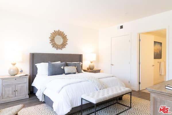 2 beds, 2 baths, 971 sqft, $4,775, Unit 305W
