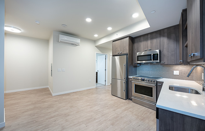 1 bed, 1 bath, 491 sqft, $2,395, Unit 616