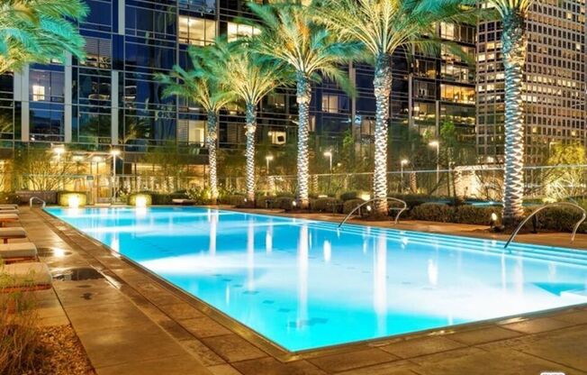 2 beds, 2 baths, 1,305 sqft, $4,800, Unit 2811