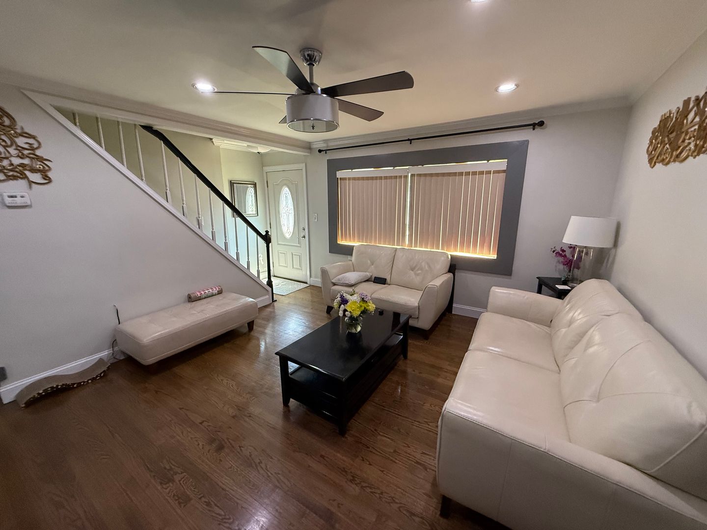 Fantastic 4 Bed/1.5 Bath Home in Valley Stream!