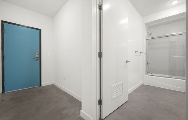 Studio, 1 bath, 500 sqft, $1,695, Unit 509