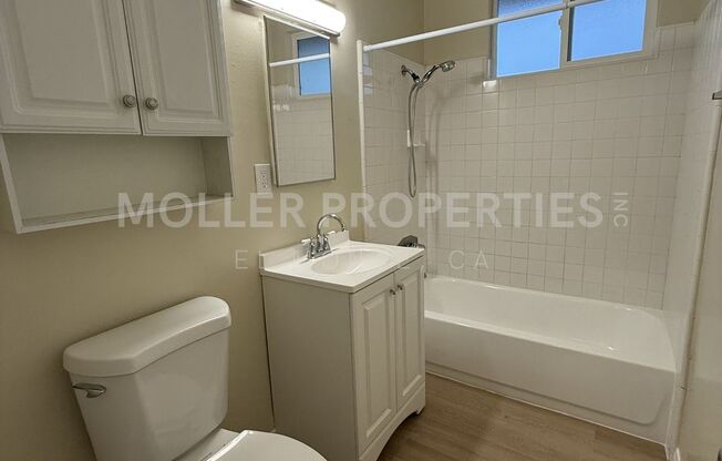 2 beds, 1 bath, $2,200, Unit whi45a