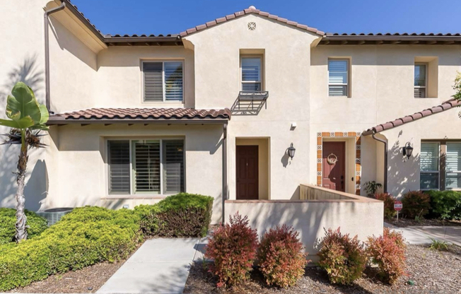 2221 CAPISTRANO WAY