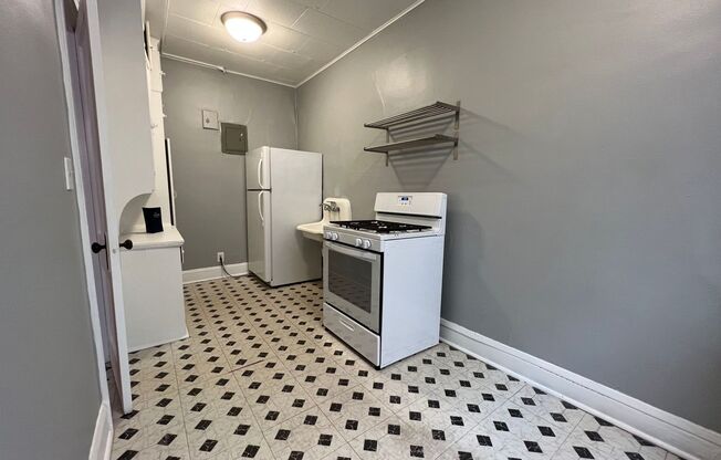 Studio, 1 bath, 400 sqft, $999, Unit 616304