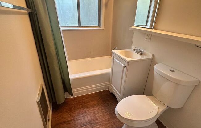 1 bed, 1 bath, $1,685