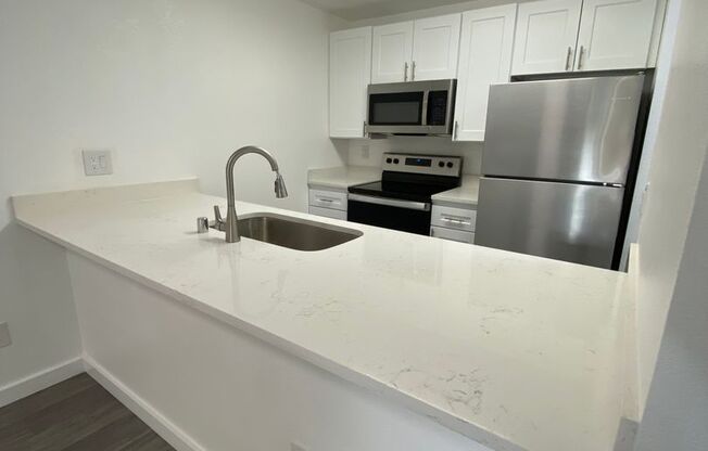 1 bed, 1 bath, 570 sqft, $1,525, Unit 208