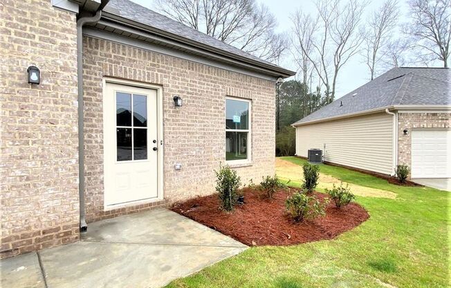 Home available in Lincoln, AL!!! Available to View NOW!!