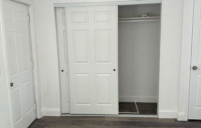 3-bedroom 2 bath House