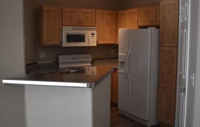 2 beds, 2 baths, $2,100