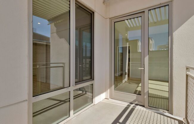 2 beds, 2 baths, 867 sqft, $4,425, Unit 805