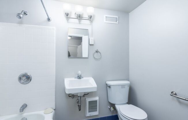 1 bed, 1 bath, 593 sqft, $1,200, Unit 506