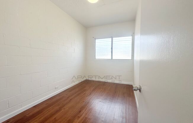 2 beds, 1 bath, $1,495