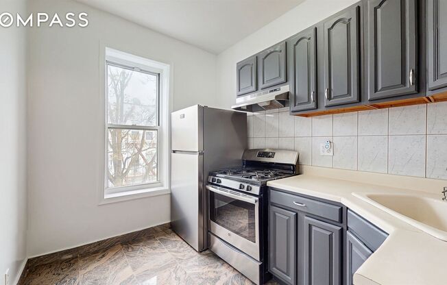 454 77 ST
