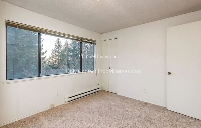 2 beds, 1.5 baths, $1,949