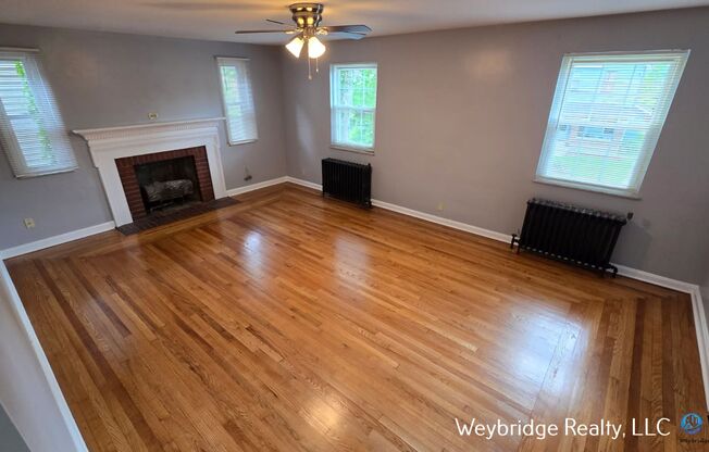 Lantana Ave 5766-5768