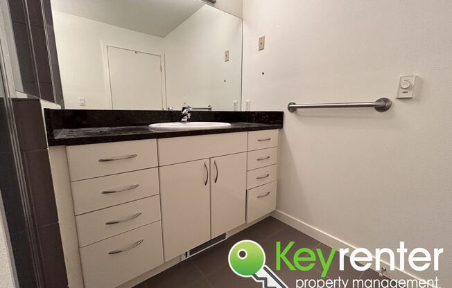 2 beds, 2 baths, $2,250