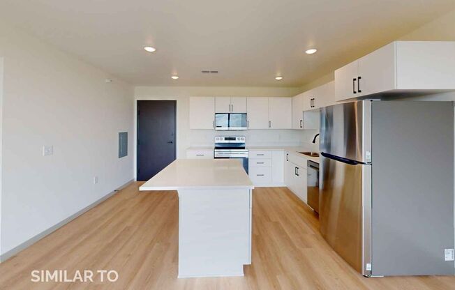 2 beds, 2 baths, 850 sqft, $1,650, Unit 6400-203