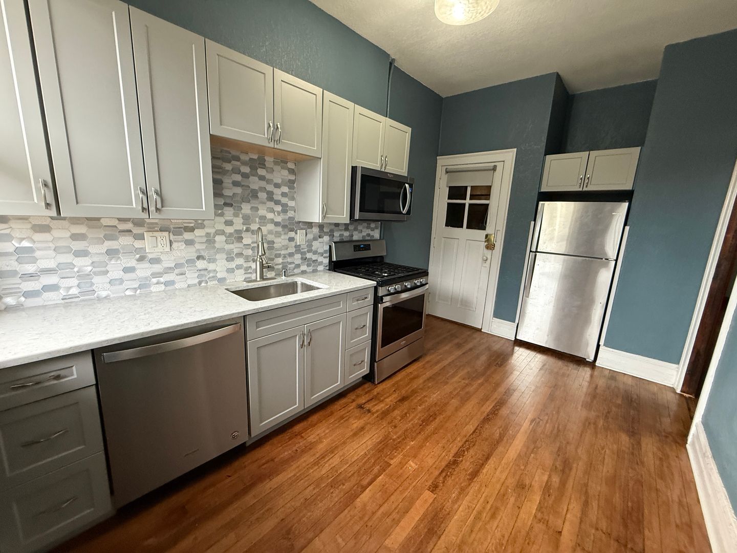 1444 Humboldt