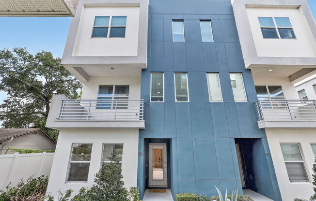105 W GRANT ST