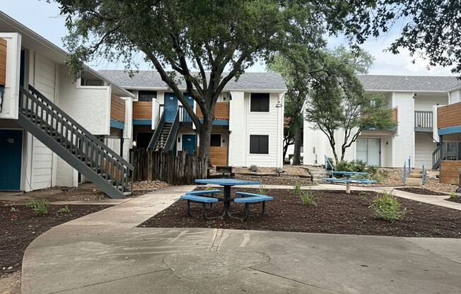 1 bed, 1 bath, 537 sqft, $1,035, Unit A-119