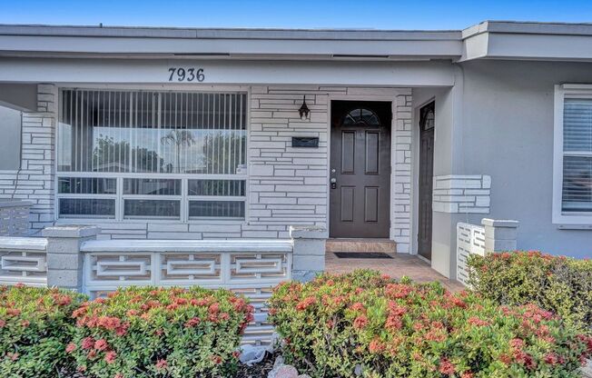 Beautiful 3 bedroom 2 bath Home in Miramar with POOL