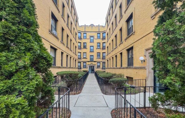 Studio, 1 bath, $1,195, Unit 4606-1C