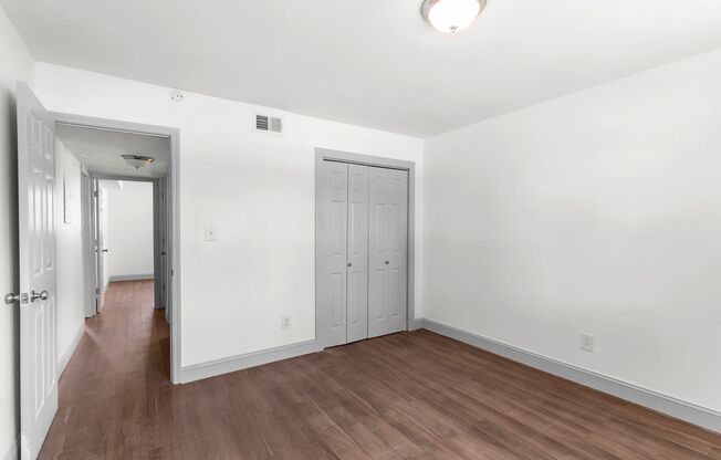 2 beds, 1 bath, $895, Unit Unit 2