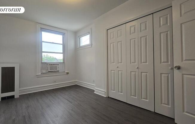 28 43 47 ST