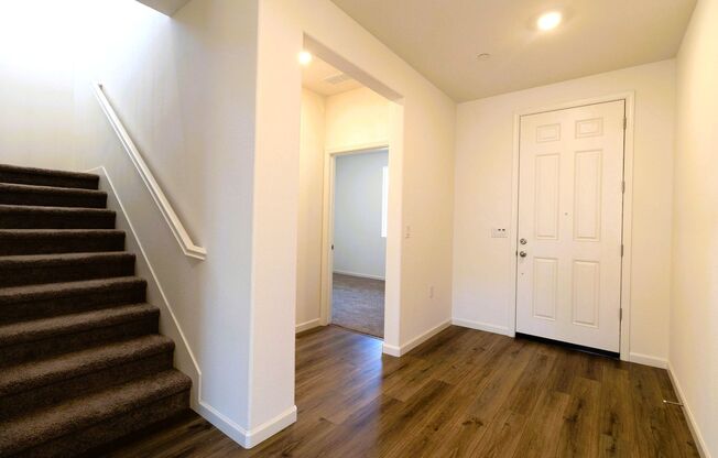 Stunning new home for rent in Manteca!