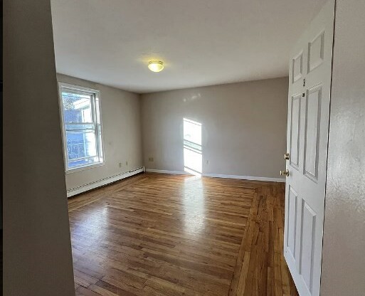 Studio, 1 bath, 750 sqft, $1,650, Unit 3