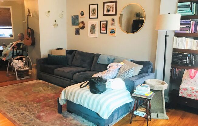 Gorgeous 3-Bed Townhome in Whitman! Available mid-July!