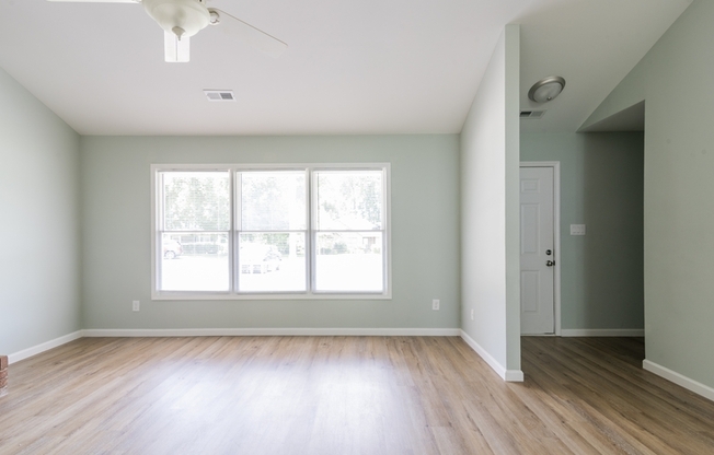 578 TRYON PL
