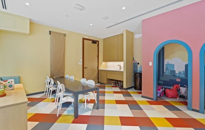 2 beds, 2.5 baths, 1,611 sqft, $14,900, Unit 2201