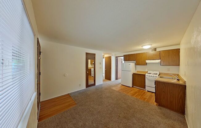 Hide-A-Way Apartments