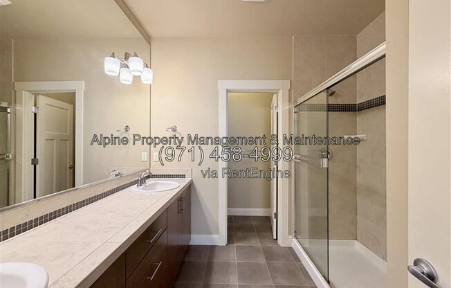 4 beds, 3.5 baths, 1,950 sqft, $2,600