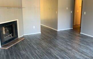 2 beds, 1 bath, $1,000