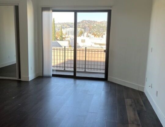 1 bed, 1 bath, 890 sqft, $3,395, Unit 401