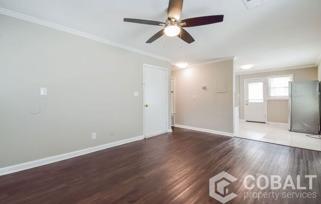 401 ANGIER AVE NE