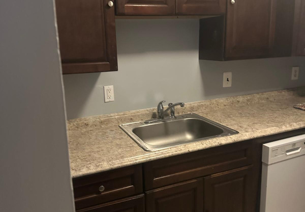 10105 PRINCE PL