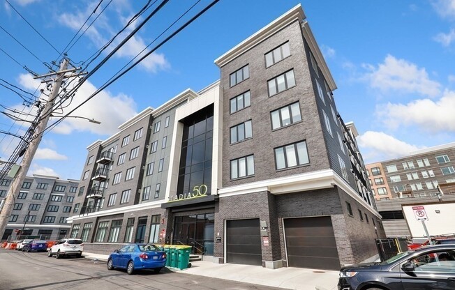 1 bed, 1 bath, 675 sqft, $3,300, Unit 310